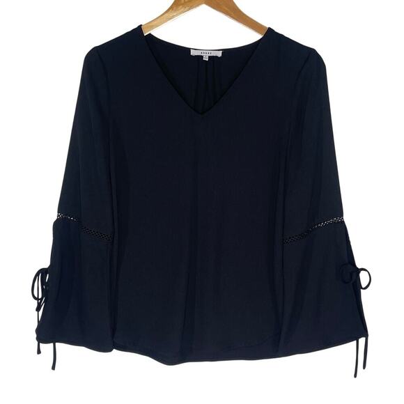 RO&DE Women’s Black Boho Vneck Crochet Trim Bell Cuff Top medium - Picture 3 of 6